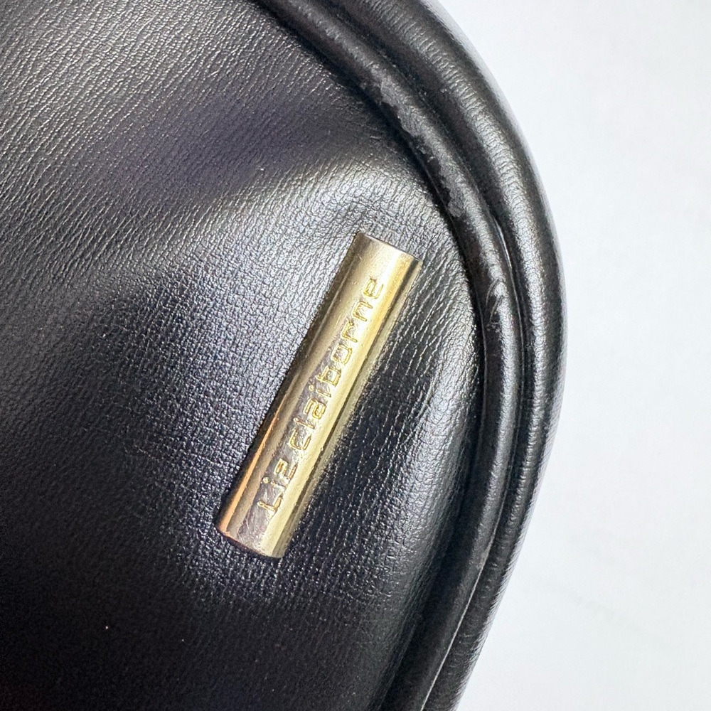 VTG Liz Claiborne Saddle Like Black Leather Crossbody bag Sz Small - Picture 11 of 13
